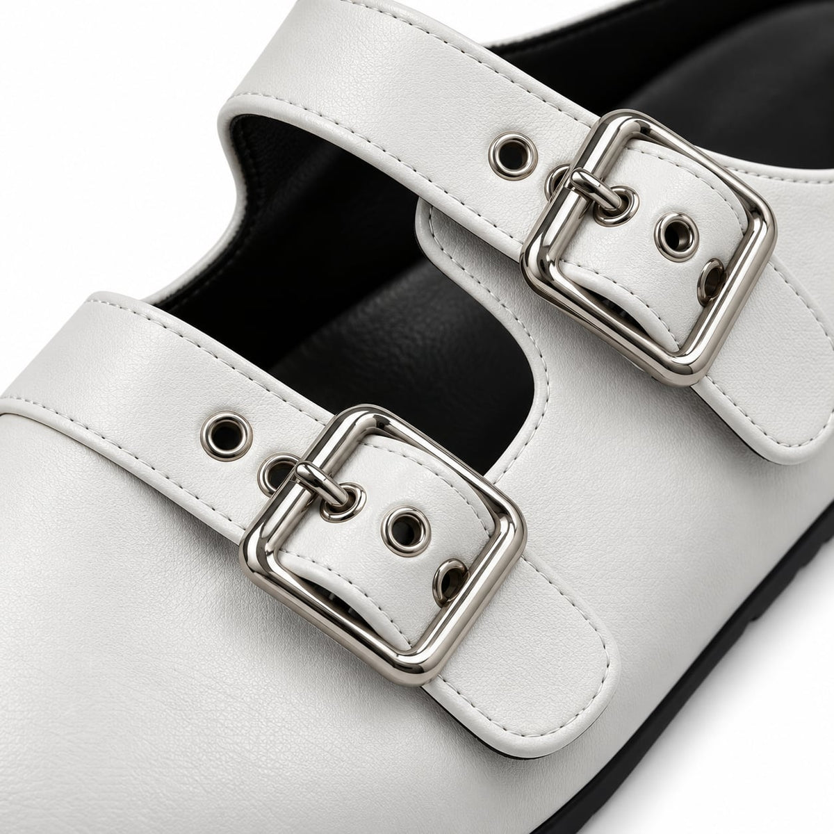 Zueco Mule Doble Hebilla color Blanco - detalle de hebillas
