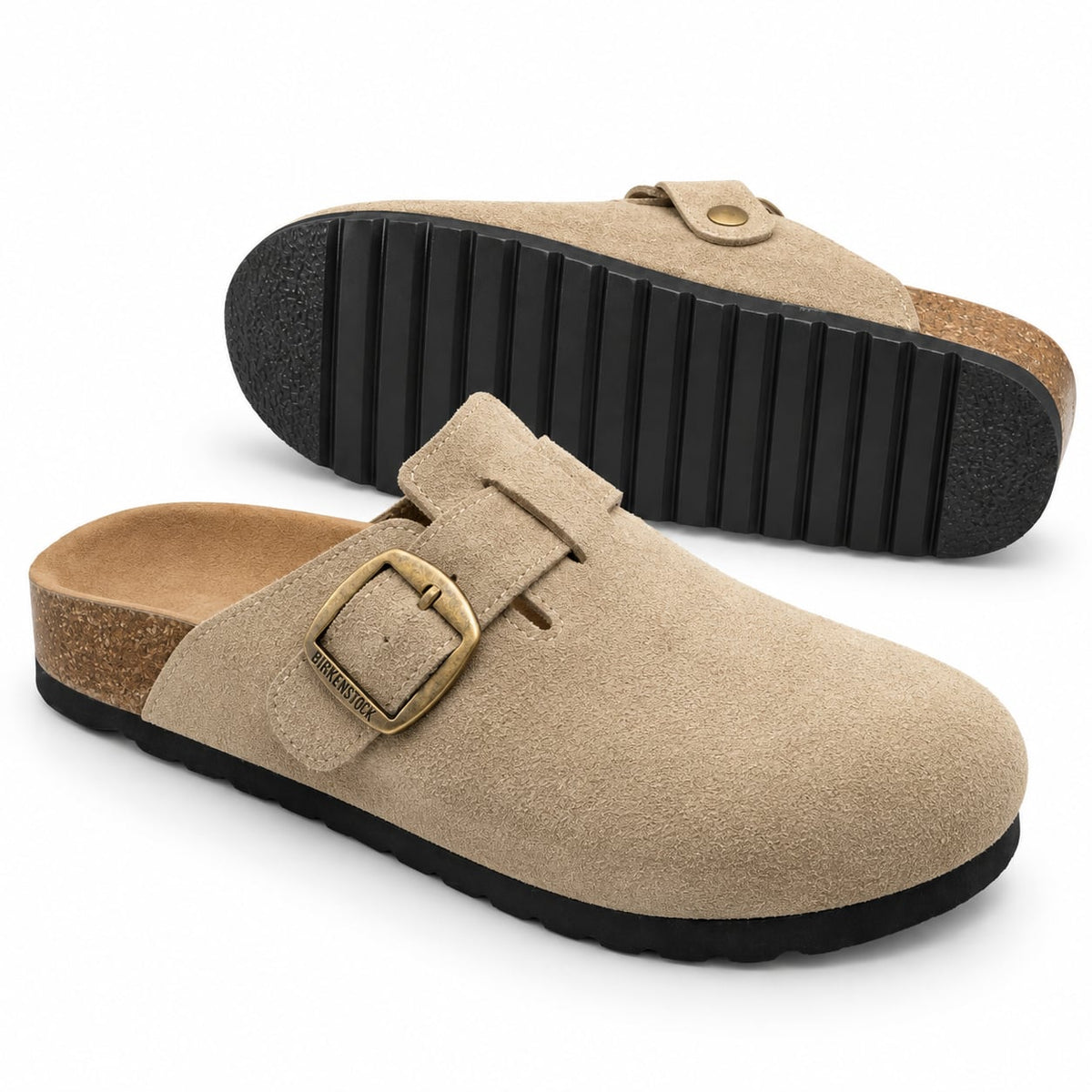 Zueco Corcho Hebilla Dorada color Beige - tres cuartos con suela